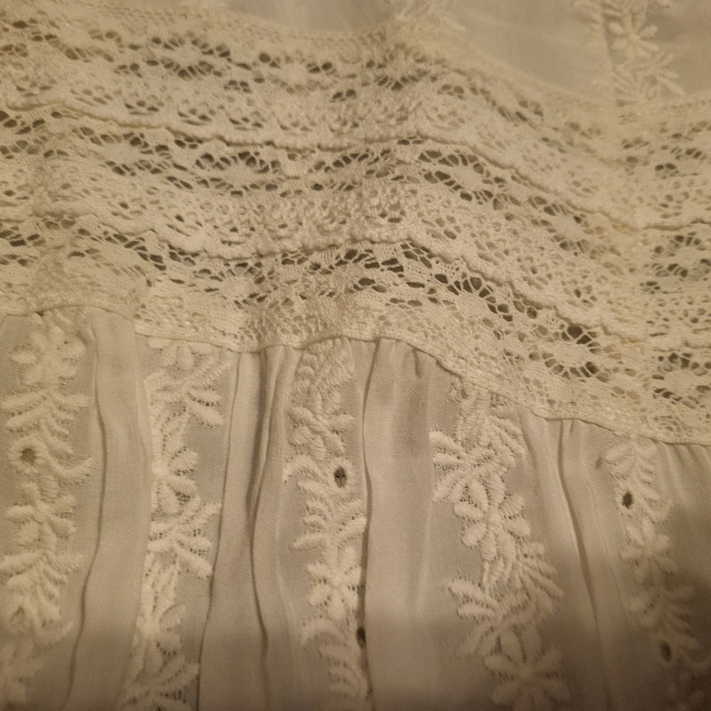 Torrid top - Picture 3 of 3